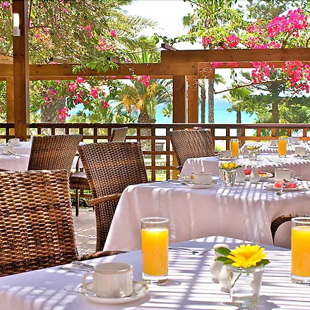 Nissi Station touristique 4*