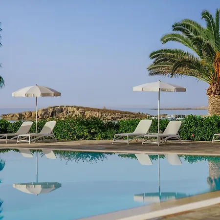 Nissi منتجع 4*