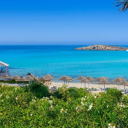 Nissi Resort