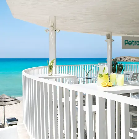 니시 비치 리조트 아이아 나파