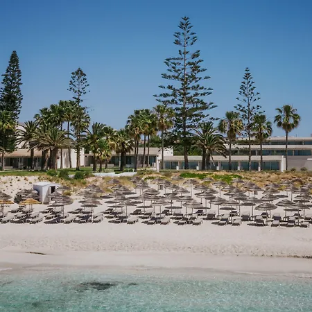 리조트 니시 비치