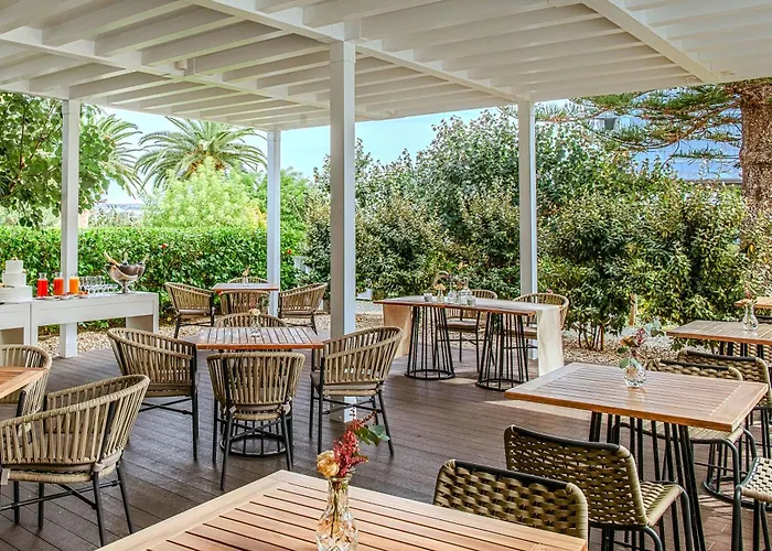 Nissi 4* أيا نابا