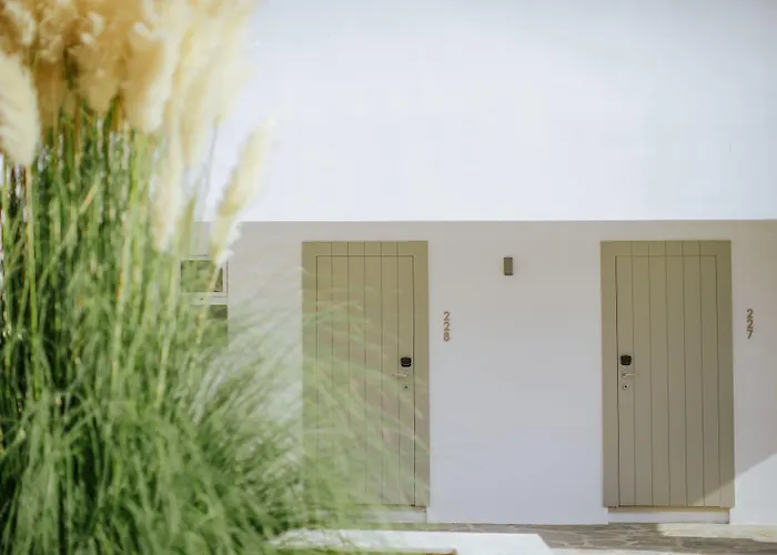 Semesteranläggning (resort) Nissi 4*