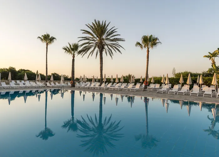 Nissi أيا نابا